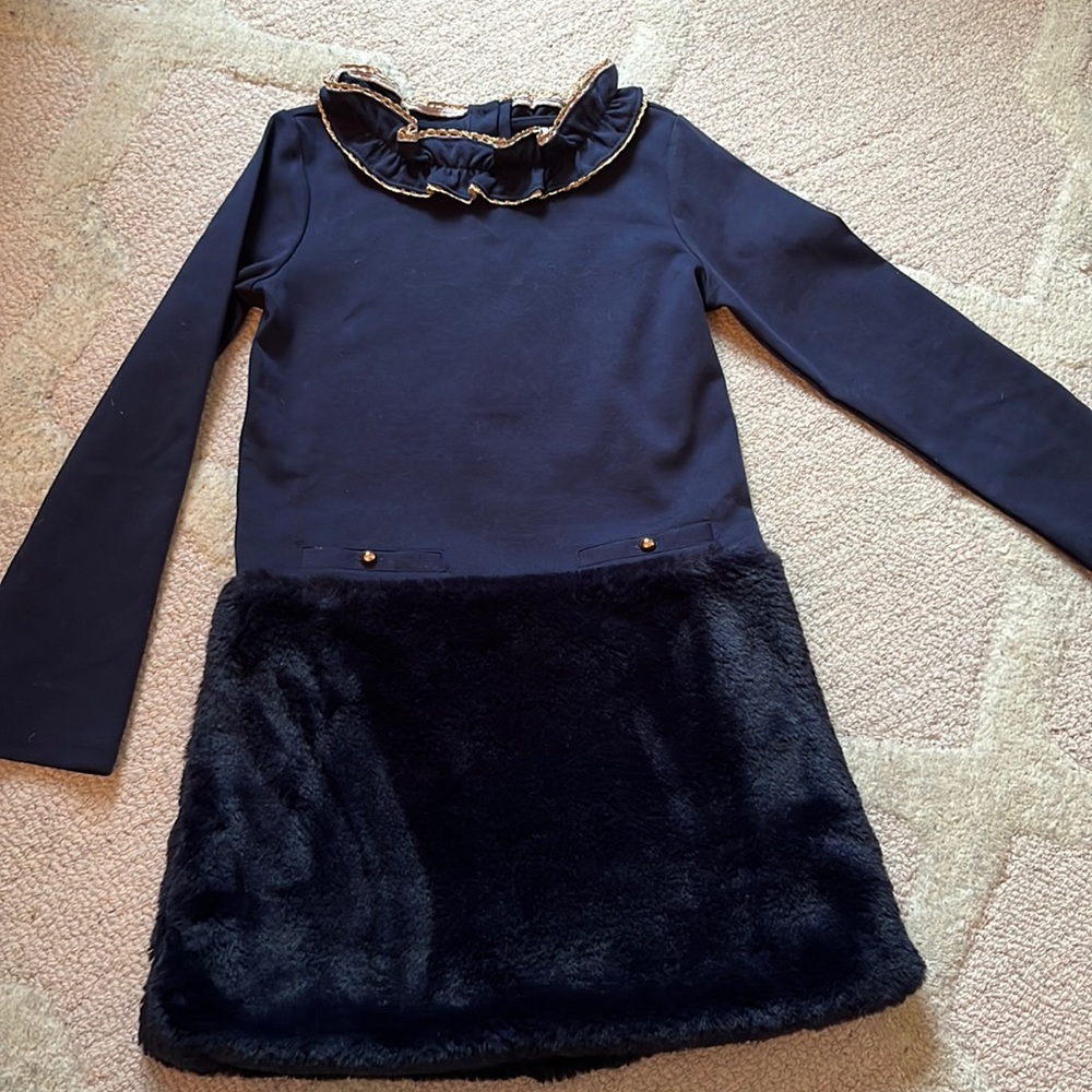 NWOT Janie and Jack size 7 navy dress with fur and gold trim.